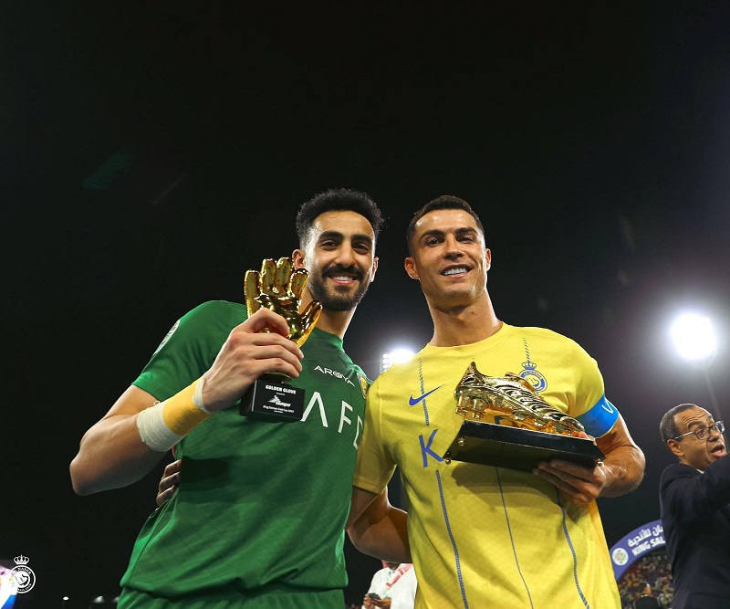 Bỏ qua vấn đề tuổi tác, Ronaldo vẫn xuất sắc giật giải cầu thủ xuất sắc nhất tháng tại Ả Rập