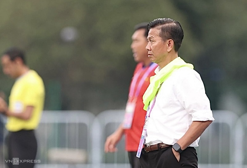 U23 Việt Nam thắng Mông Cổ, HLV Hoàng Anh Tuấn vẫn nổi cáu: ‘Để đội yếu như Mông Cổ ghi tận 2 bàn là điều không chấp nhận nổi’